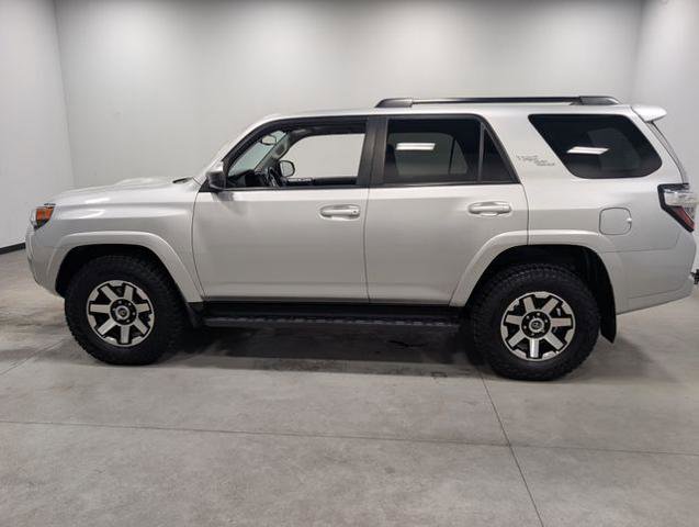 Used 2020 Toyota 4Runner TRD Off-Road image 8