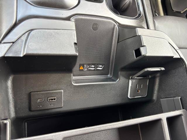 Used 2026 GMC Sierra 1500 AT4X w/ LPO, Black Badging Package AWD/4WD image 27