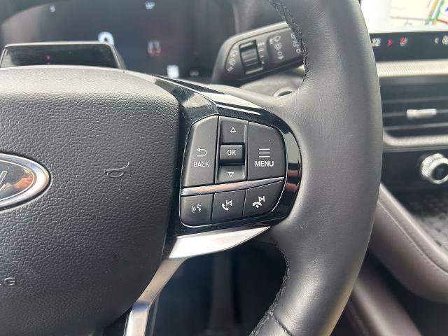 Certified 2025 Ford Explorer Platinum w/ LUX Leather Package image 36