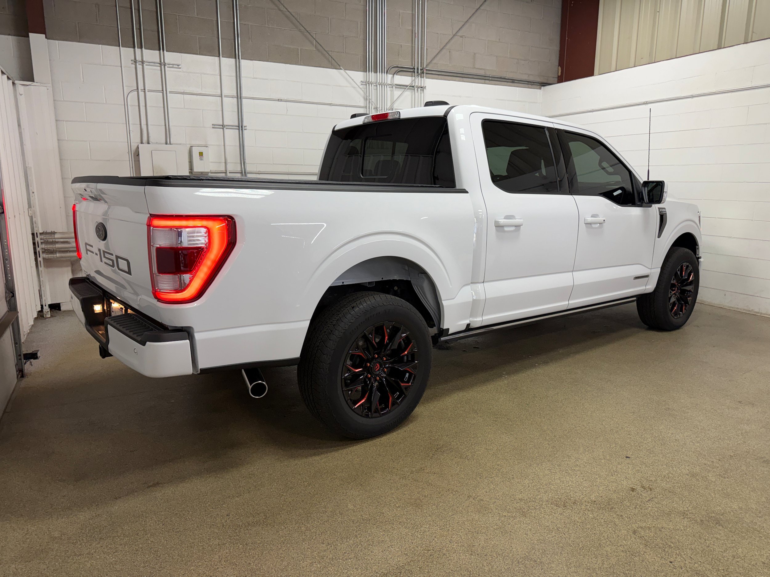 Certified 2023 Ford F150 Lariat w/ Equipment Group 502A High AWD/4WD image 7