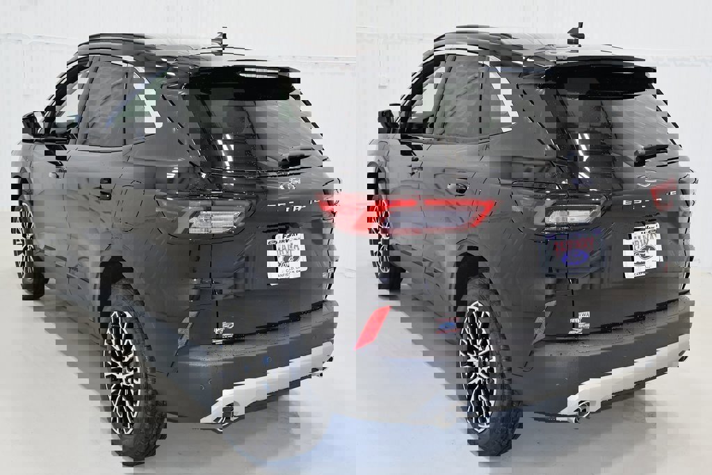 Certified 2024 Ford Escape SE image 7