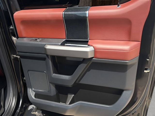 Certified 2022 Ford F450 Platinum w/ FX4 Off-Road Package AWD/4WD image 13