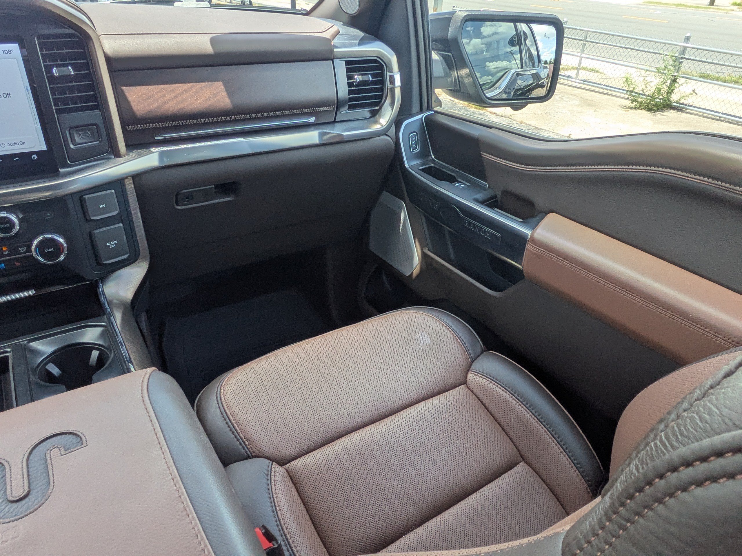Certified 2025 Ford F150 King Ranch AWD/4WD image 16