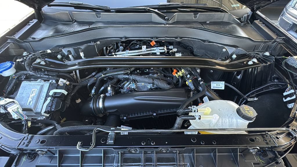 Certified 2026 Ford Explorer ST-Line w/ ST-Line Street Pack RWD image 26
