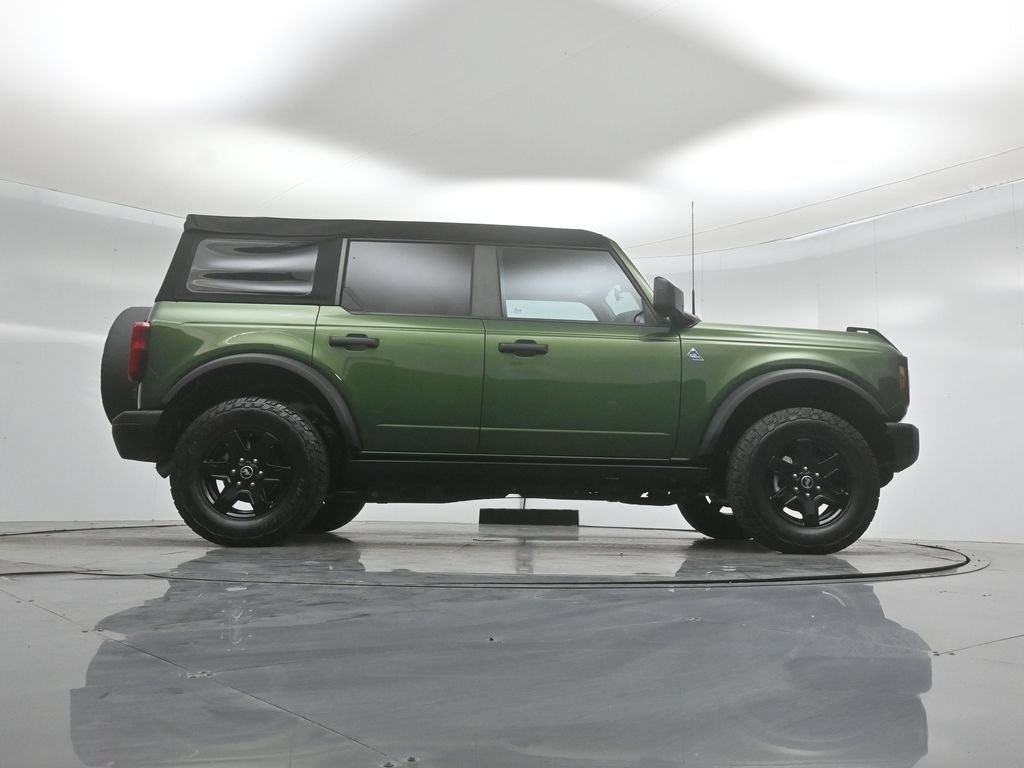 Certified 2024 Ford Bronco Black Diamond AWD/4WD image 45
