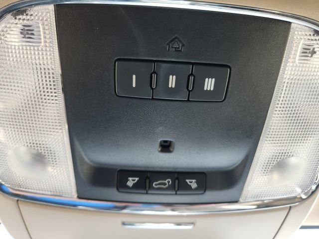Used 2018 Jeep Grand Cherokee Limited RWD image 37