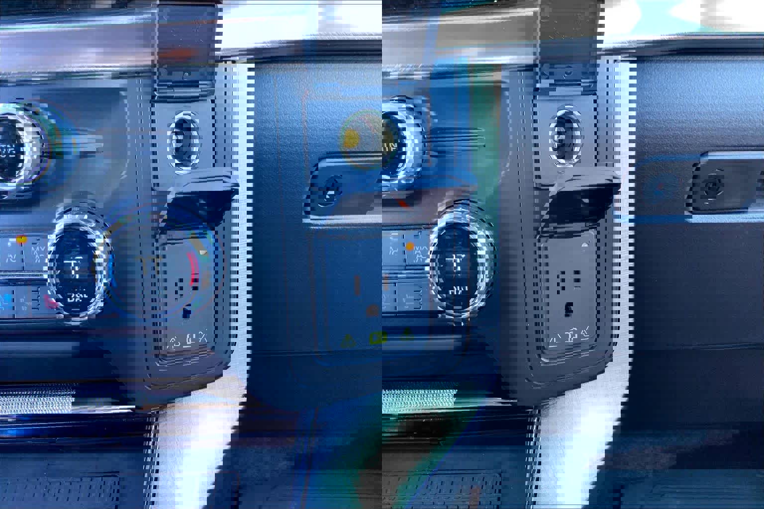 Certified 2021 Ford F150 King Ranch w/ Equipment Group 601A High image 32