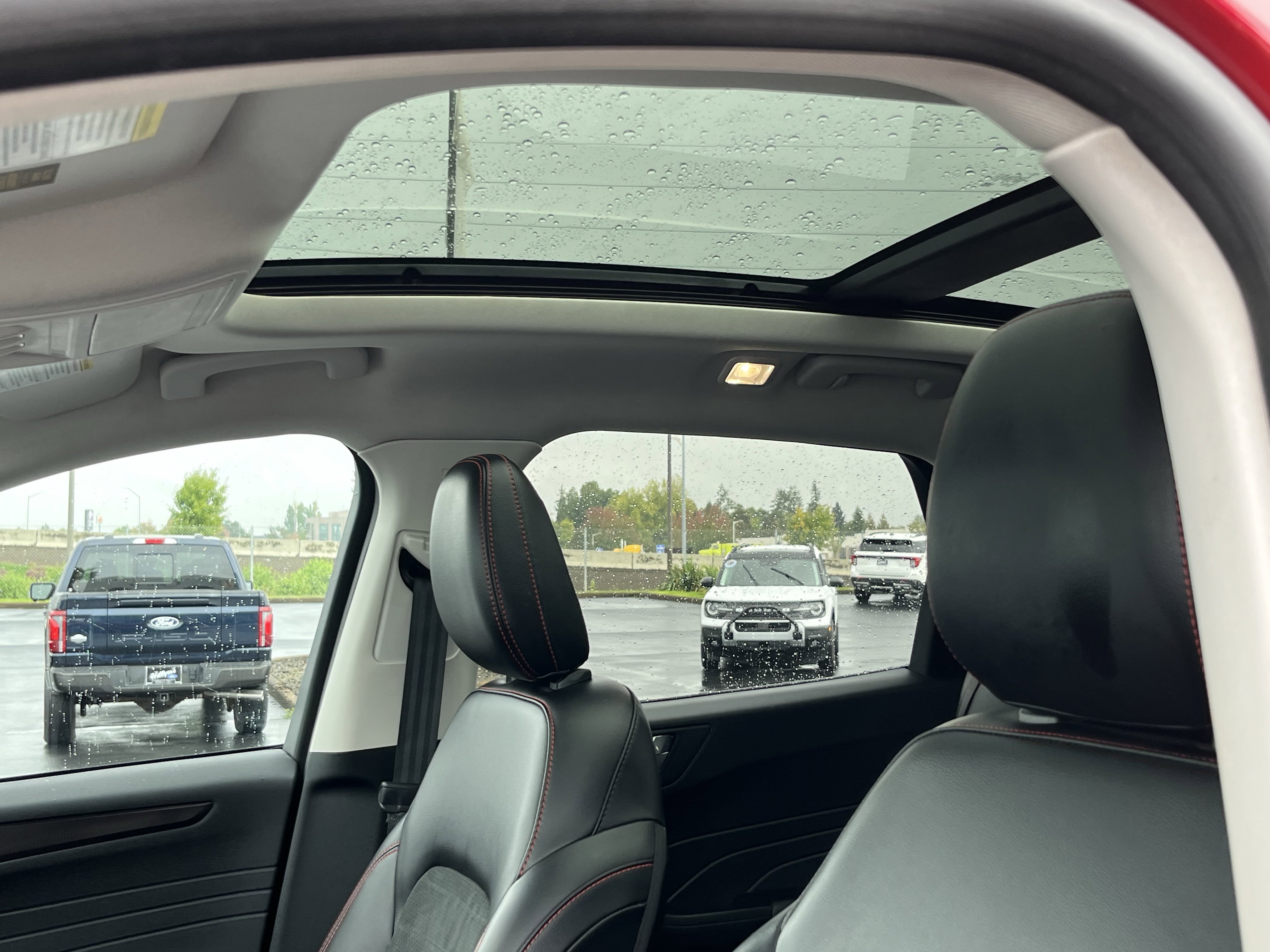 Certified 2022 Ford Escape SEL w/ SEL Stealth AWD Package image 15