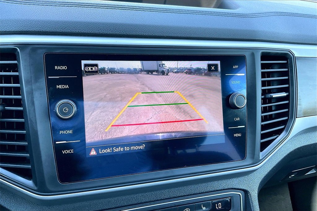 Used 2021 Volkswagen Atlas SE image 13