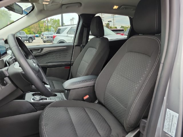 Certified 2023 Ford Escape Active AWD/4WD image 9