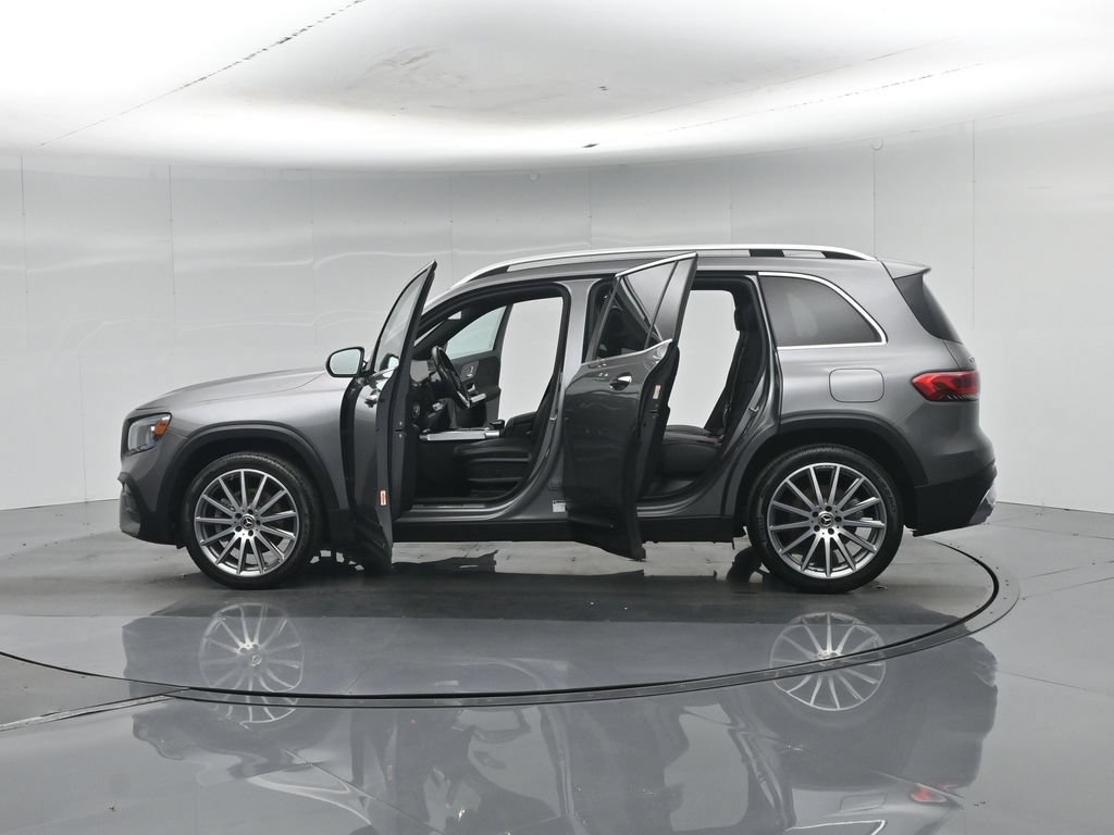Used 2021 Mercedes-Benz GLB 250 image 36