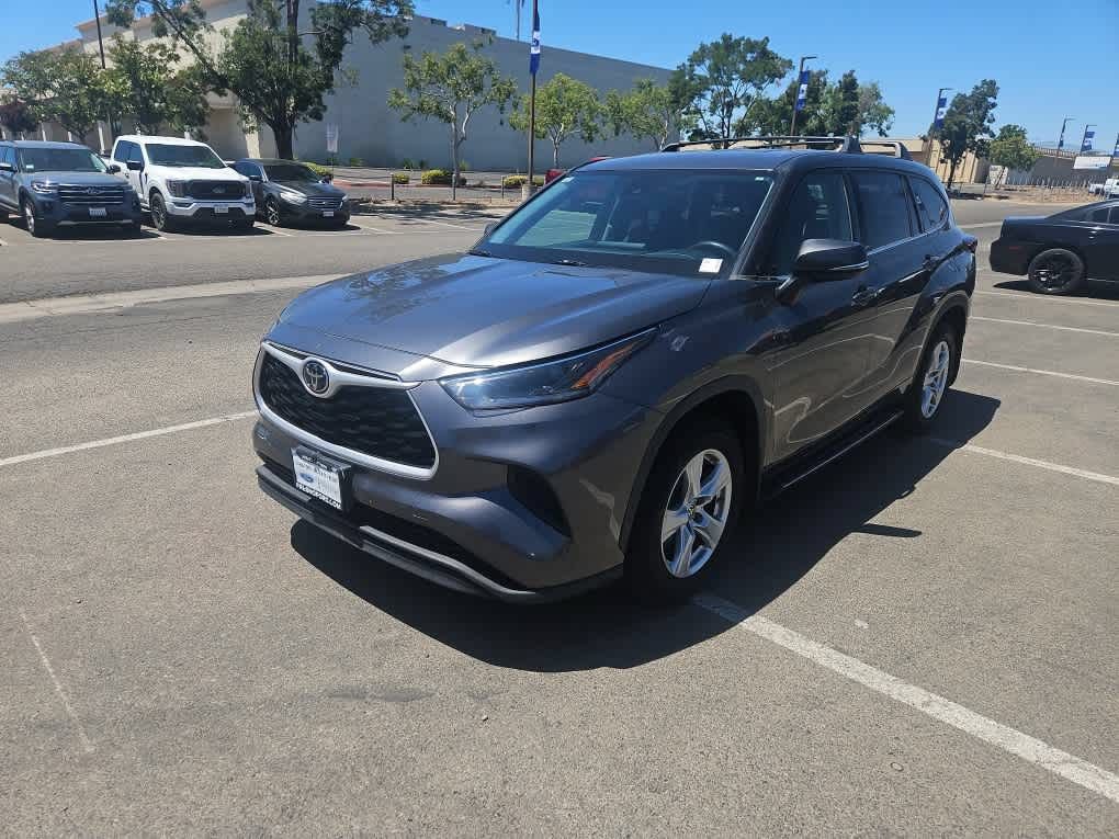 Used 2021 Toyota Highlander L