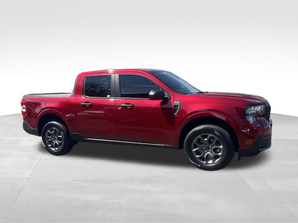 Certified 2026 Ford Maverick XLT FWD image 2
