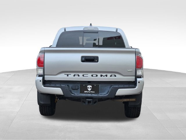 Used 2022 Toyota Tacoma TRD Off-Road w/ TRD Premium Off Road Package AWD/4WD image 8