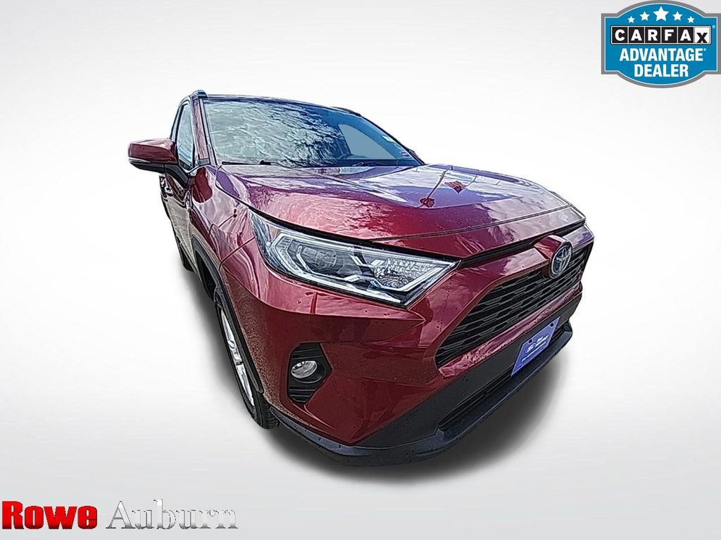 Used 2020 Toyota RAV4 XLE w/ Convenience Package AWD/4WD image 1