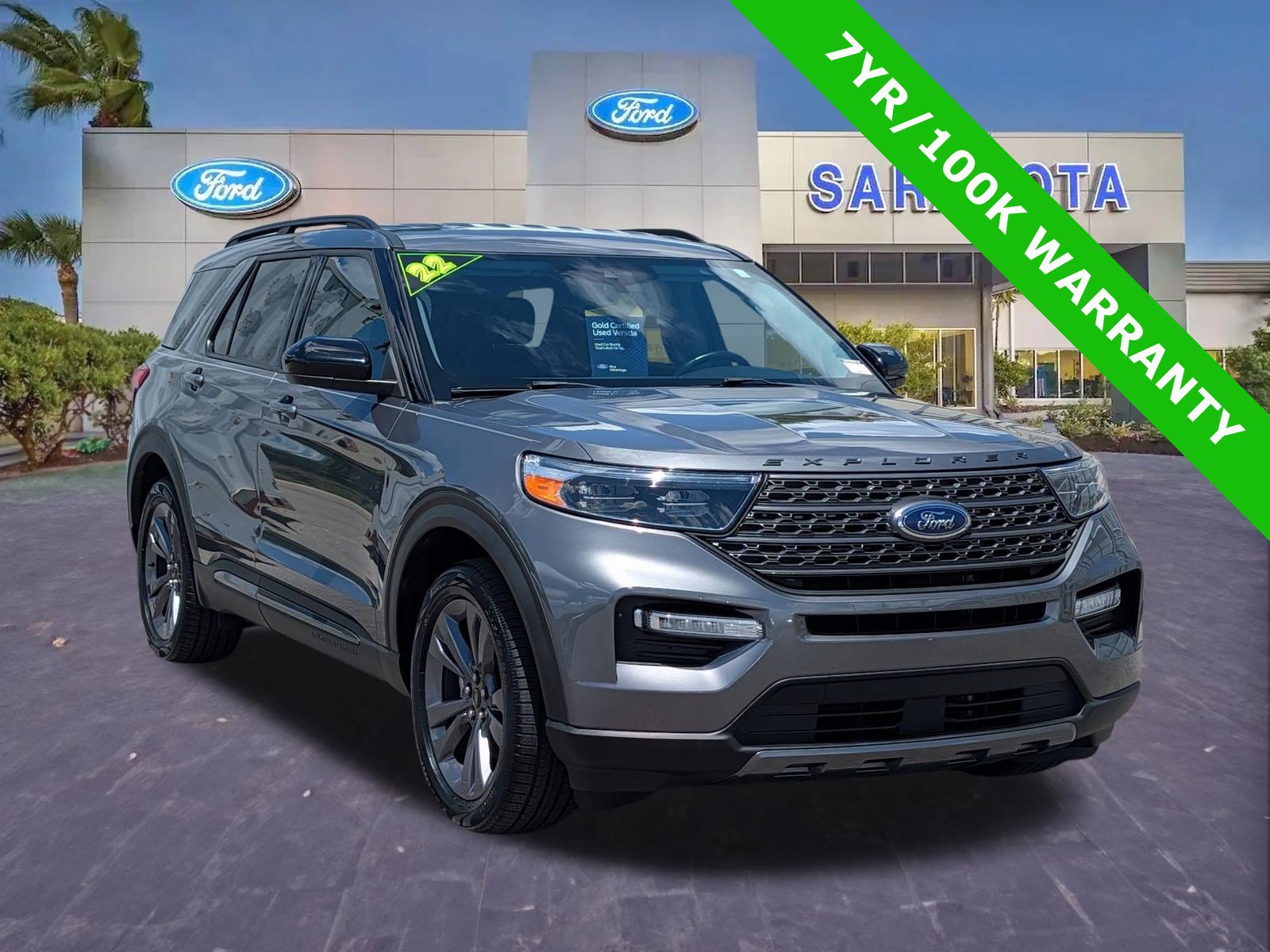 Certified 2022 Ford Explorer XLT w/ Equipment Group 202A