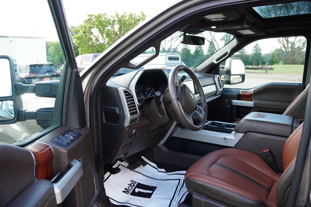 Certified 2020 Ford F350 King Ranch w/ King Ranch Ultimate Package AWD/4WD image 17