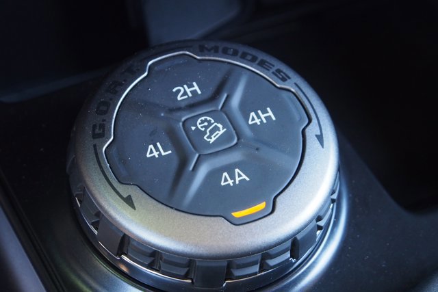 Certified 2025 Ford Bronco Badlands w/ Sasquatch Package image 26