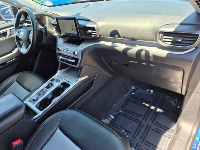Certified 2023 Ford Explorer XLT w/ Equipment Group 202A AWD/4WD image 29