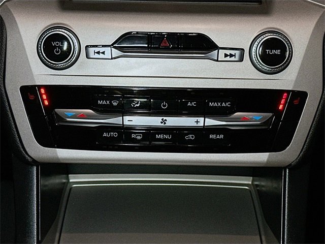 Certified 2023 Ford Explorer XLT w/ Class IV Trailer Tow Package image 30