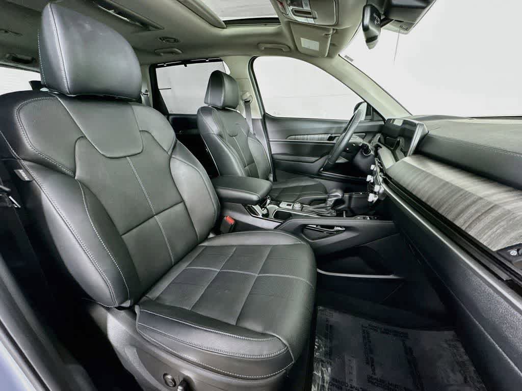 Used 2025 Kia Telluride EX X-Line AWD/4WD image 14