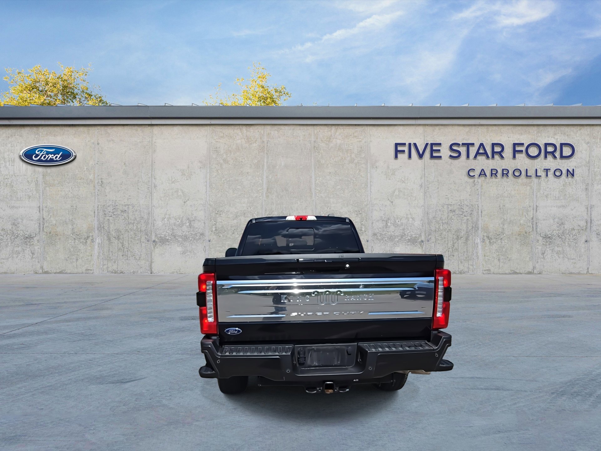 Certified 2024 Ford F350 King Ranch w/ FX4 Off-Road Package image 4