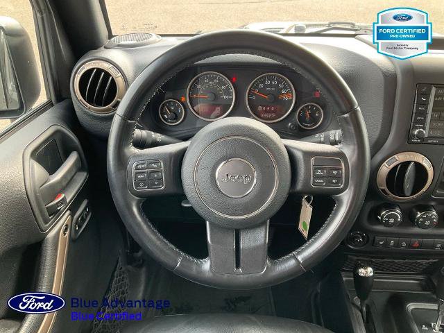 Used 2017 Jeep Wrangler Unlimited Sahara AWD/4WD image 7