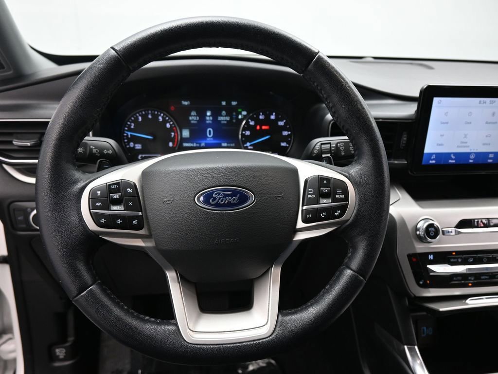 Certified 2021 Ford Explorer XLT image 40