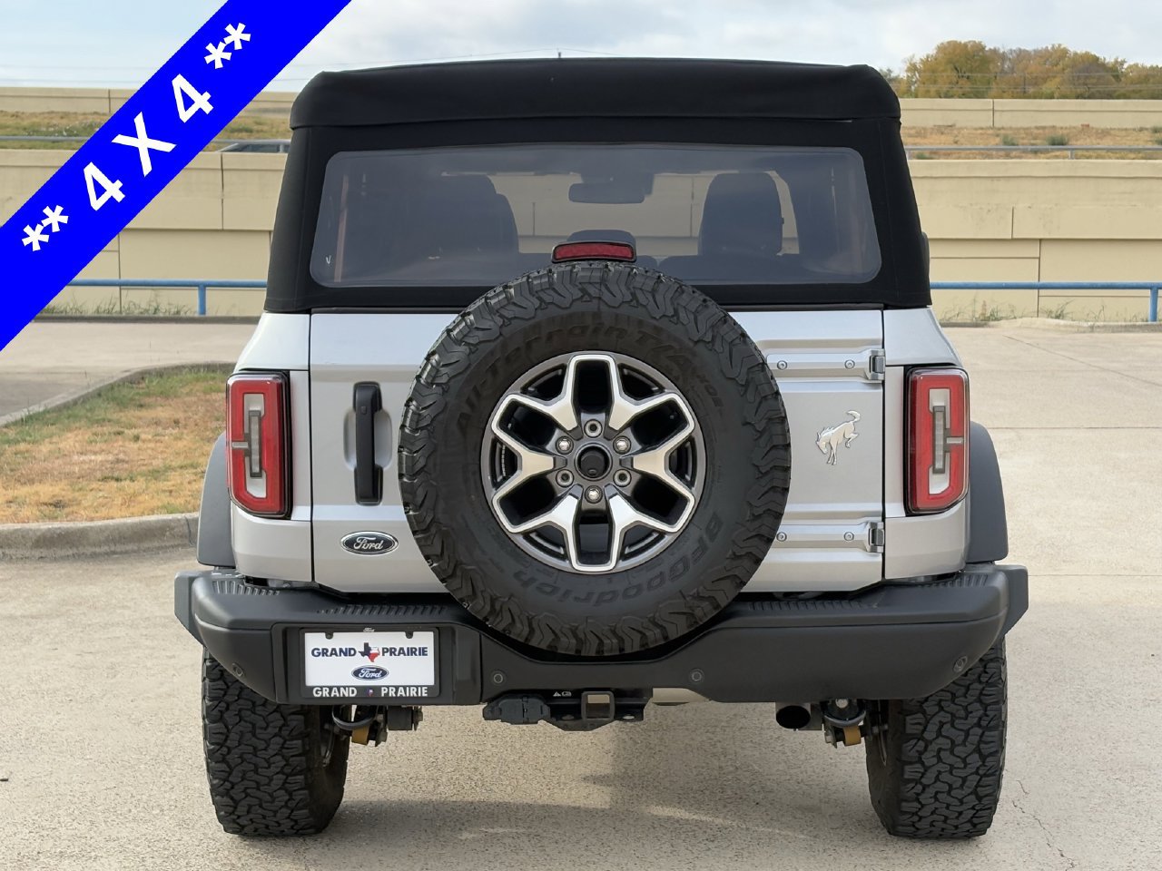 Certified 2024 Ford Bronco Badlands AWD/4WD image 7