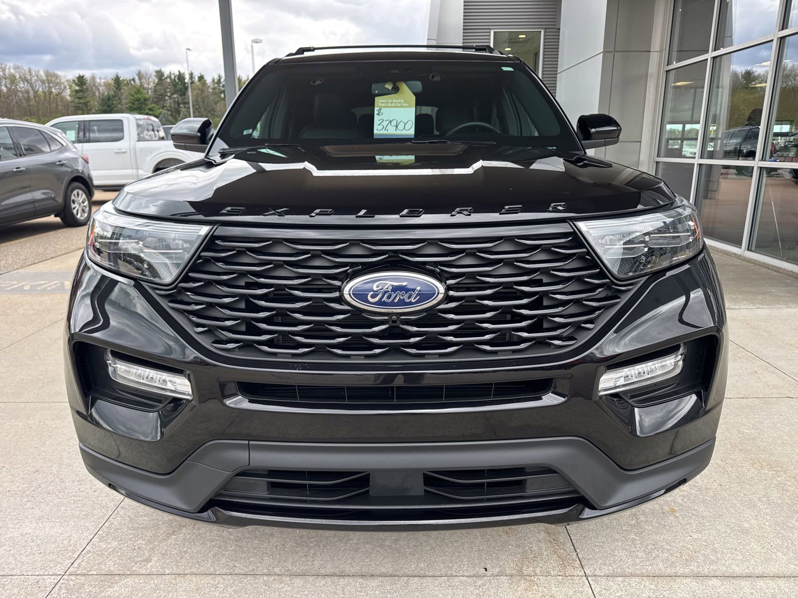 Certified 2024 Ford Explorer ST-Line w/ Class IV Trailer Tow Package AWD/4WD image 11