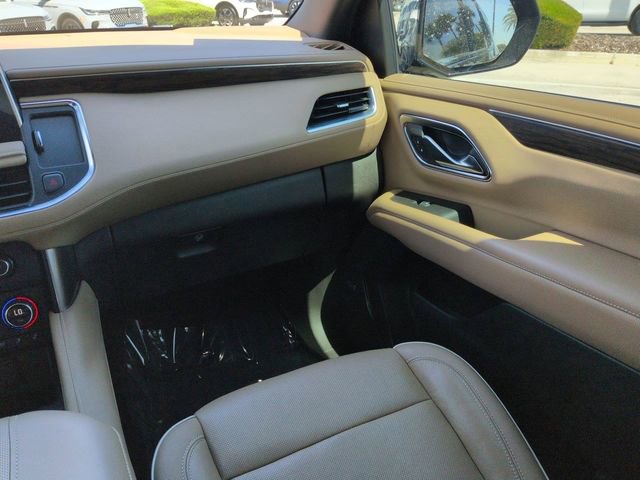 Used 2021 Chevrolet Tahoe Premier AWD/4WD image 18