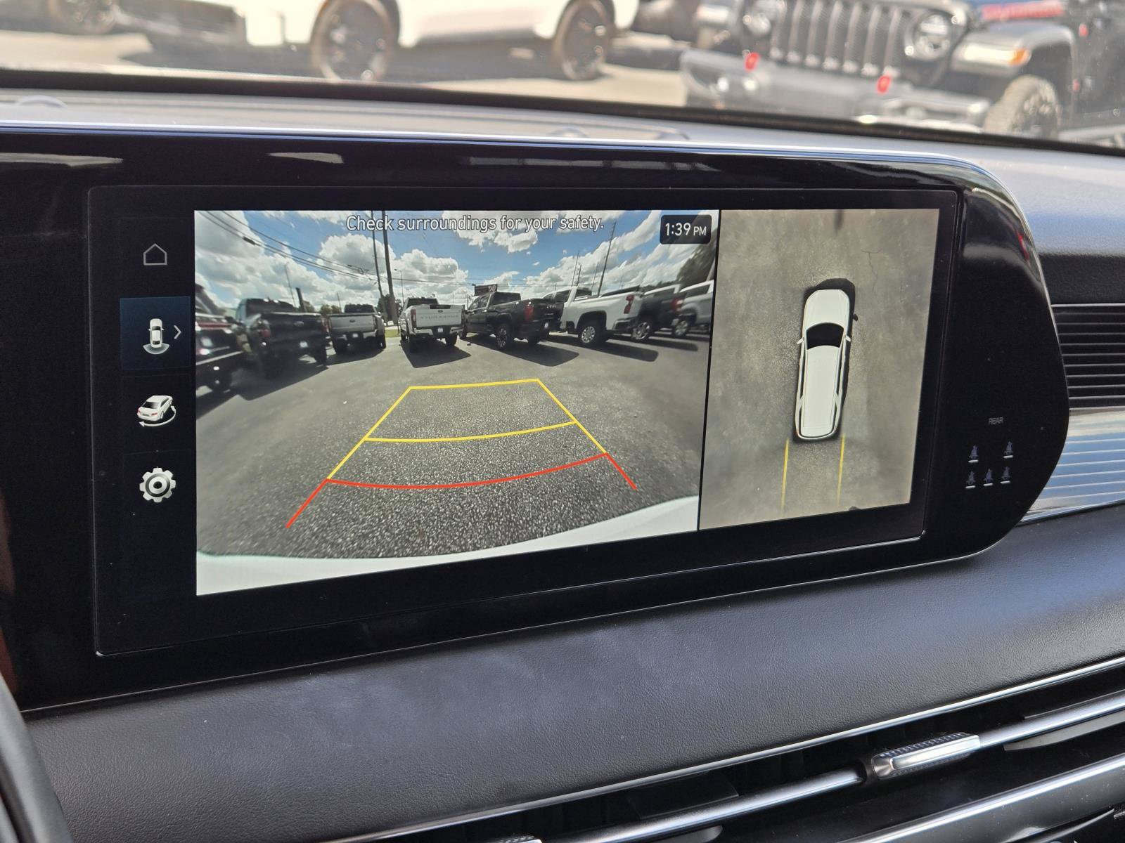 Used 2025 Hyundai Palisade Calligraphy FWD image 30