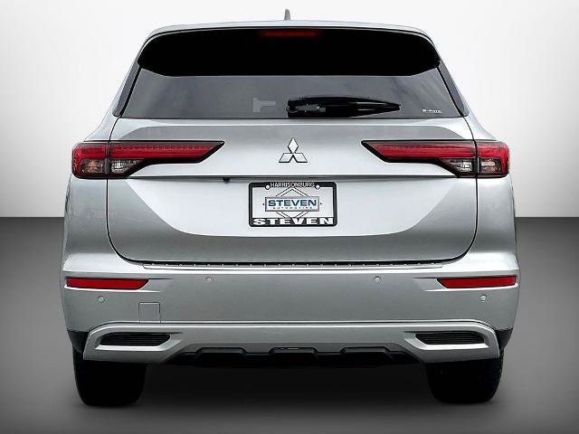 Used 2022 Mitsubishi Outlander SE AWD/4WD image 5