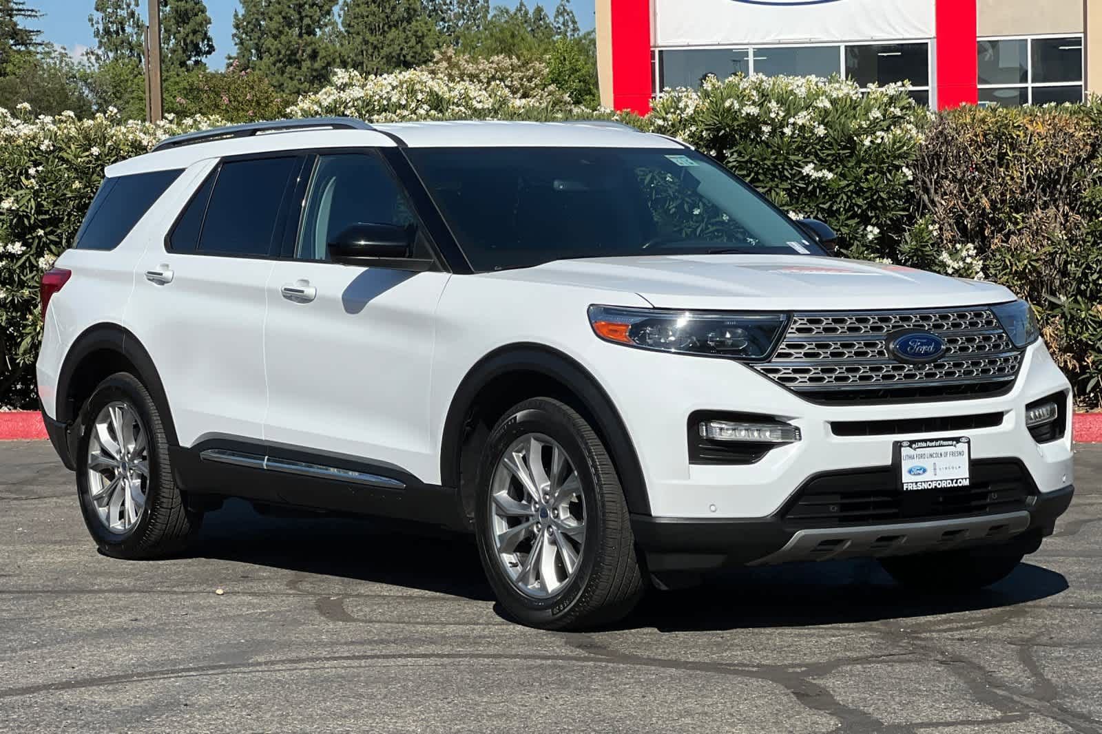 Certified 2023 Ford Explorer Limited AWD/4WD image 10