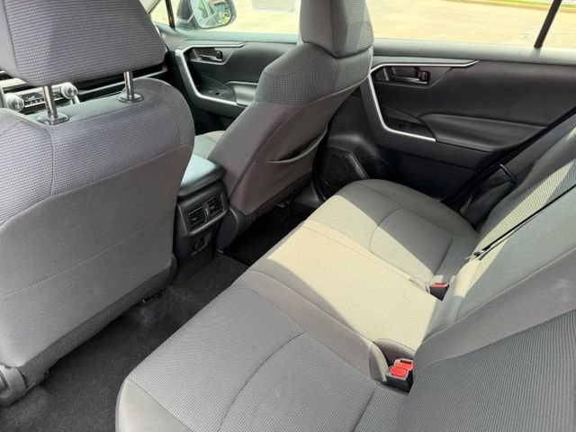 Used 2023 Toyota RAV4 LE FWD image 20