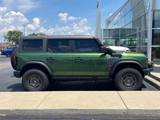 Certified 2022 Ford Bronco Everglades AWD/4WD image 3