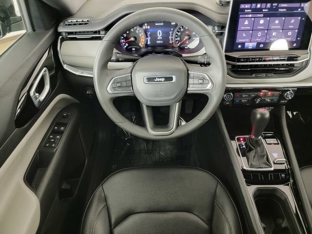 Used 2024 Jeep Compass Limited AWD/4WD image 25