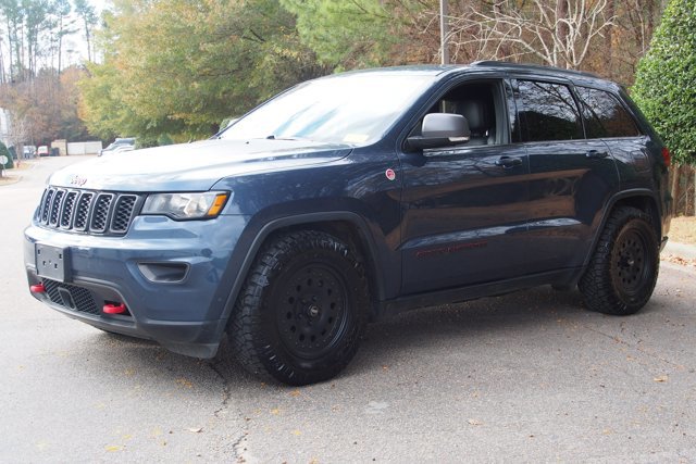 Used 2019 Jeep Grand Cherokee Trailhawk image 3