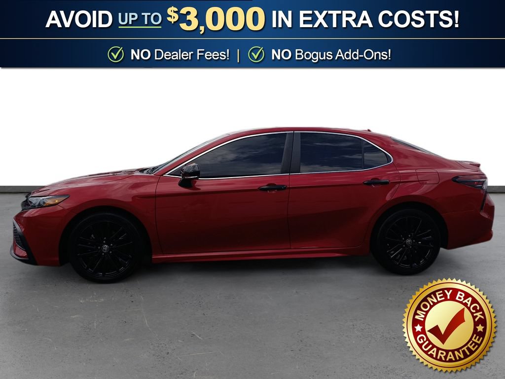 Used 2023 Toyota Camry SE FWD image 2