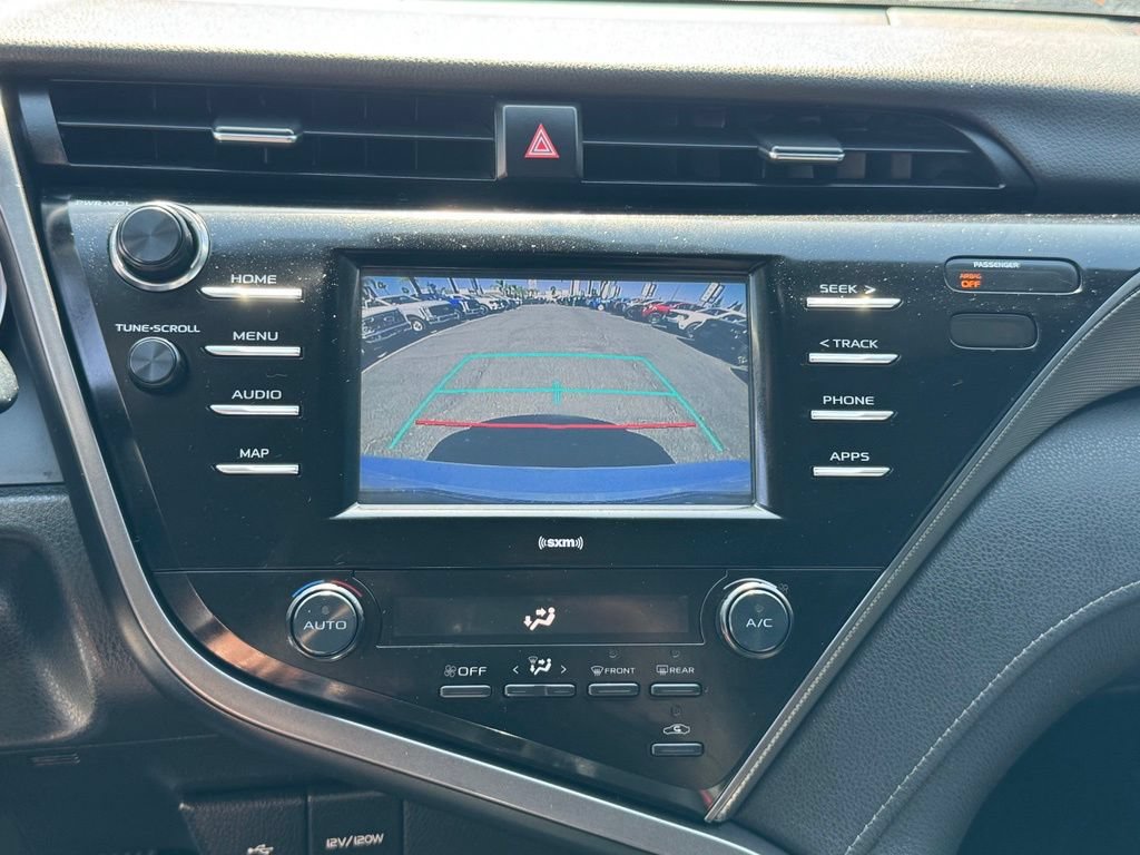 Used 2020 Toyota Camry SE FWD image 34