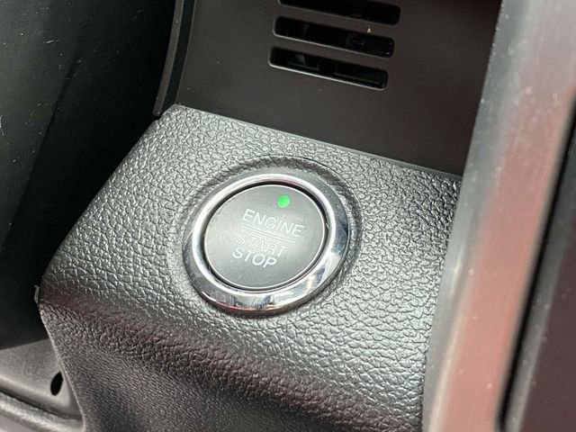 Certified 2019 Ford F150 Platinum w/ Equipment Group 701A Luxury image 29