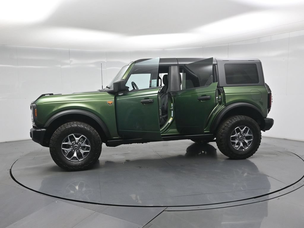 Certified 2025 Ford Bronco Badlands AWD/4WD image 36