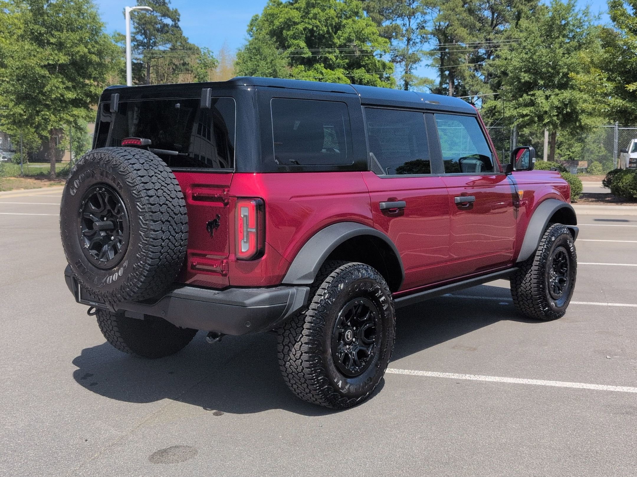 Certified 2025 Ford Bronco Badlands AWD/4WD image 4