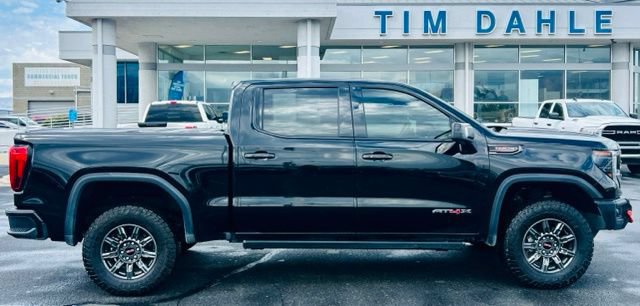 Used 2024 GMC Sierra 1500 AT4X AWD/4WD image 4