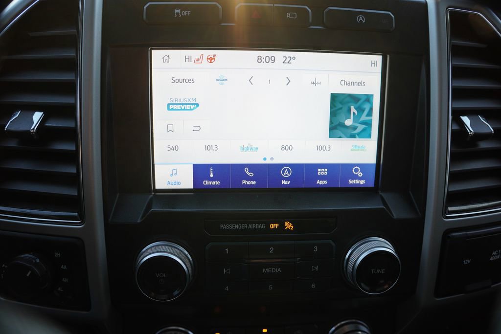 Certified 2020 Ford F150 Lariat w/ Equipment Group 502A Luxury image 26