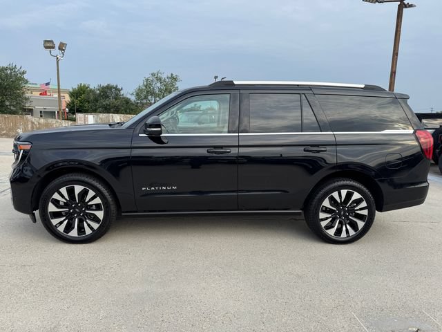 Certified 2025 Ford Expedition Platinum w/ Driver's Package AWD/4WD image 11