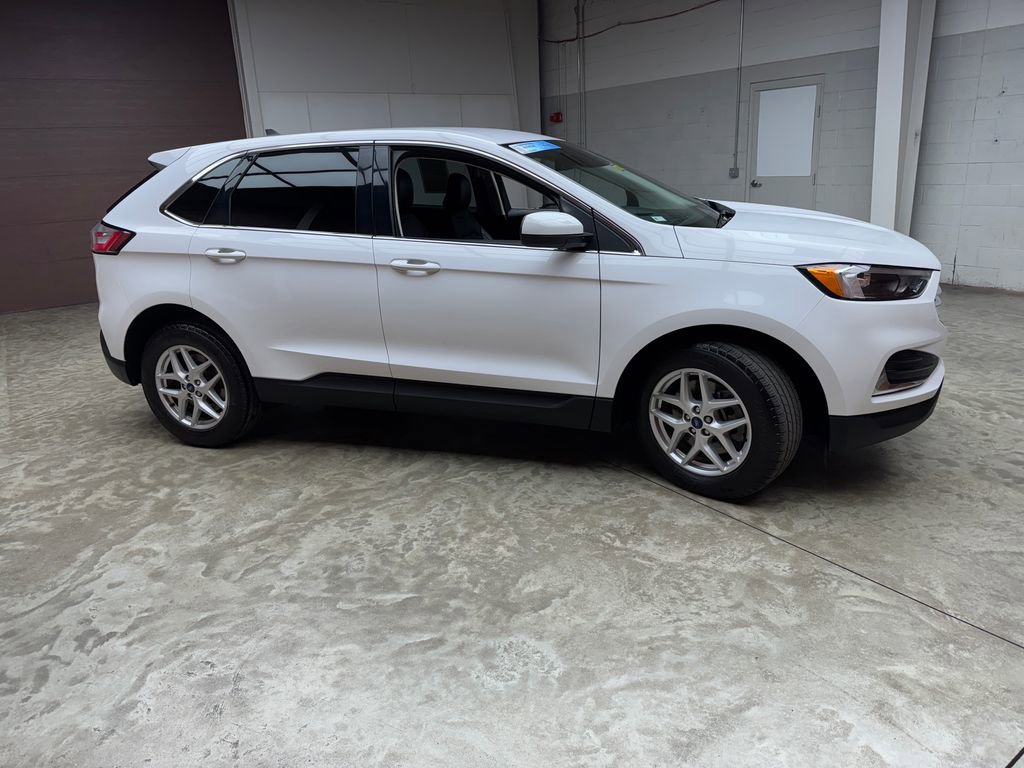 Certified 2022 Ford Edge SEL AWD/4WD image 6