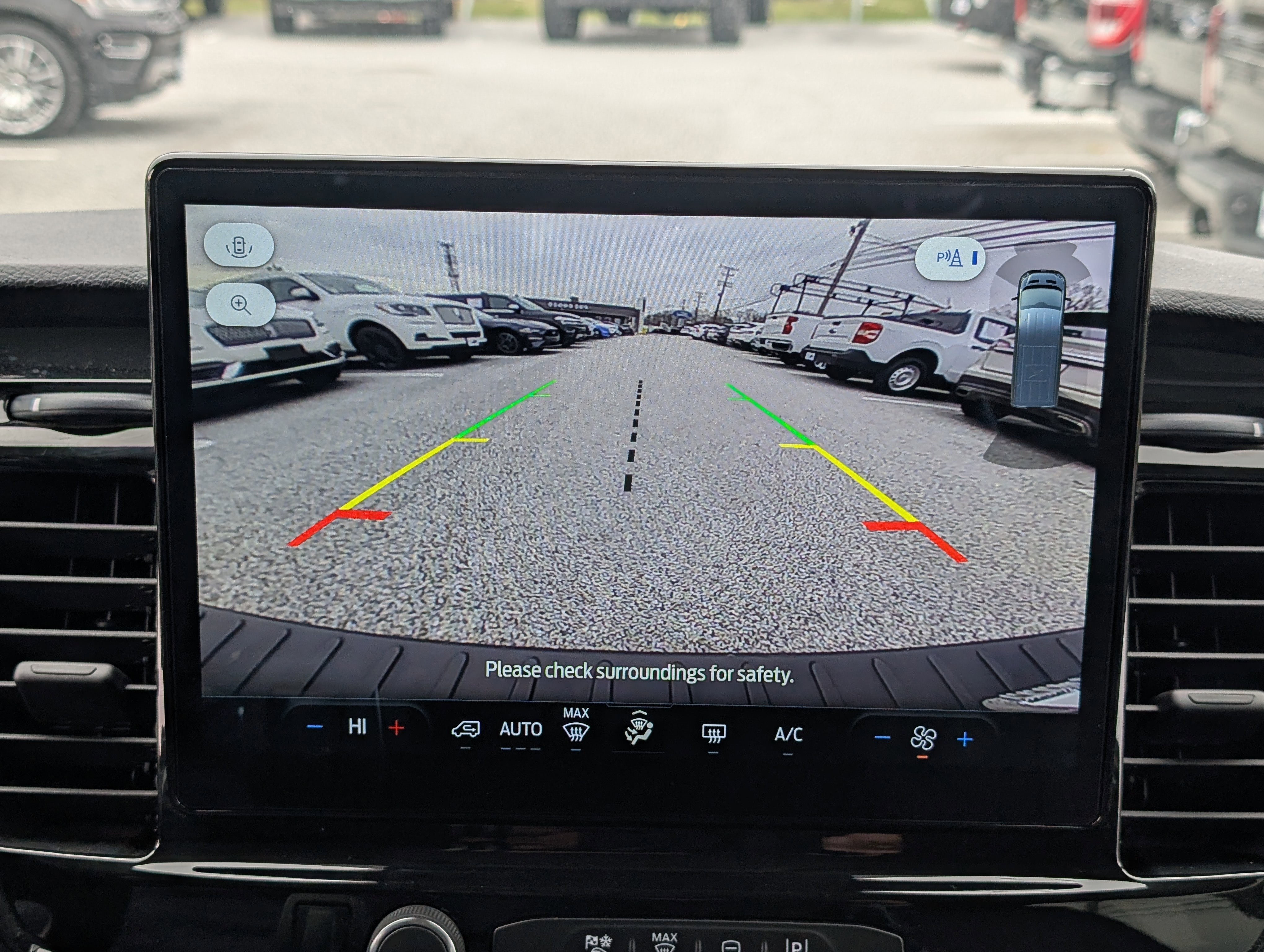 Certified 2024 Ford Transit 350 XLT image 24