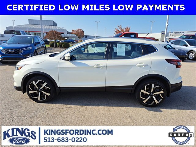 Used 2020 Nissan Rogue Sport SL w/ Premium Package image 2