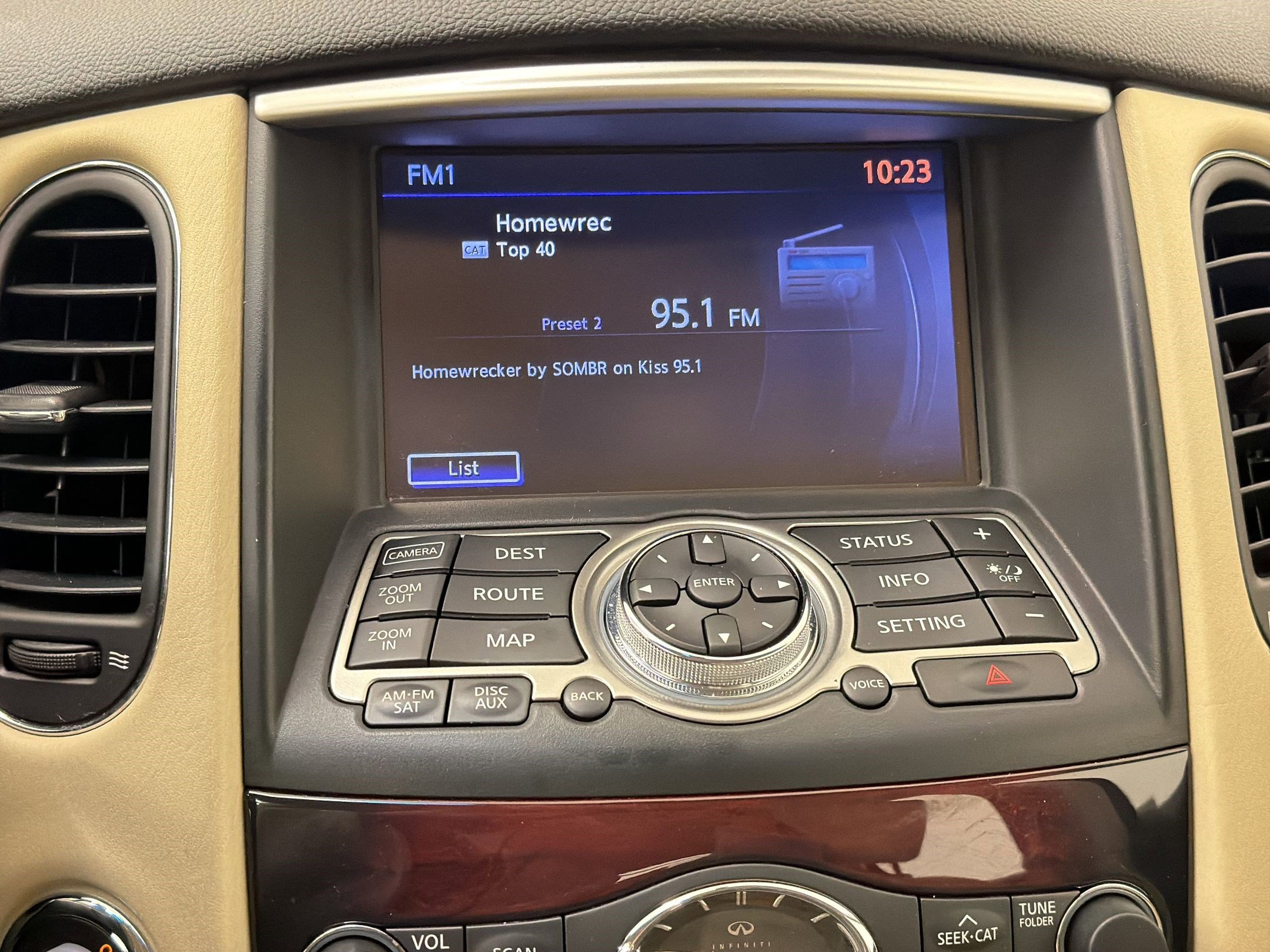 Used 2017 INFINITI QX50 2WD w/ Premium Plus Package image 23